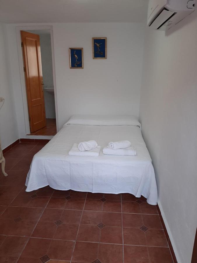 Pension Casa Fina Ruiz Almunecar Exterior foto